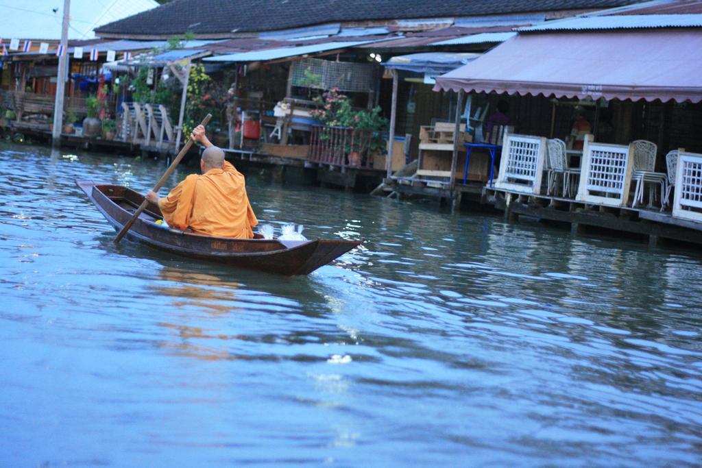 Ban Mae Arom Appartement Amphawa Buitenkant foto